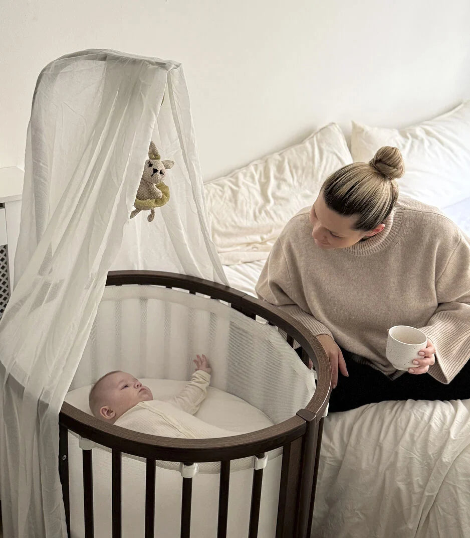 Stokke Sleepi: het ovale meegroeibed van baby tot peuter