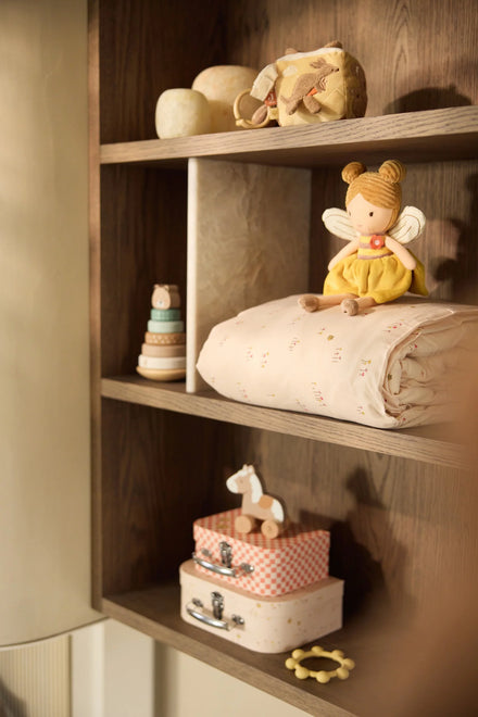 Jollein bedovertrek Pretty Picnic voor het babybed, uit het assortiment van De Gele Flamingo.