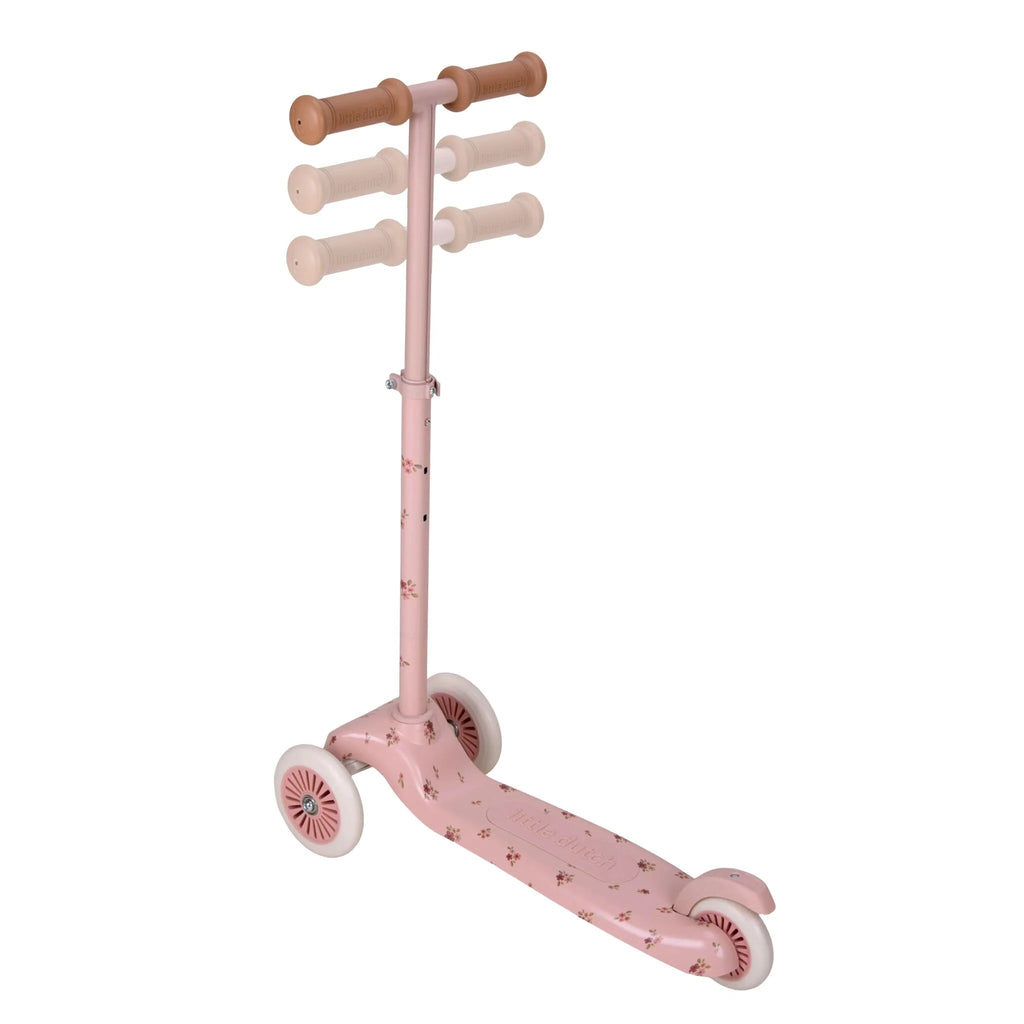 Little Dutch 3-wieler step in roze, uit metaal en kunststof, aanbod van De Gele Flamingo.