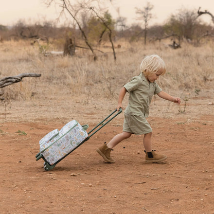 Safari Friends kinderkoffer van Little Dutch met 2 vaste wielen en 2 pootjes, De Gele Flamingo.