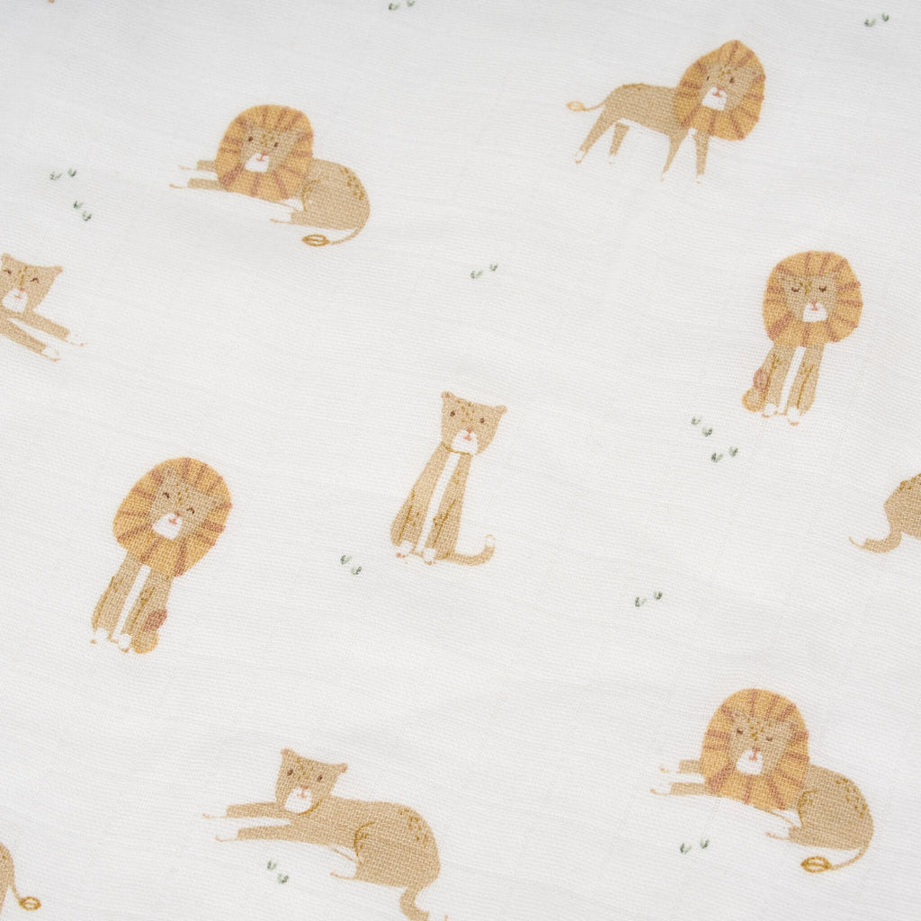 Little Dutch Hoeslaken Wieg Safari Leo, derde productfoto van het hoeslaken met leeuwenprint