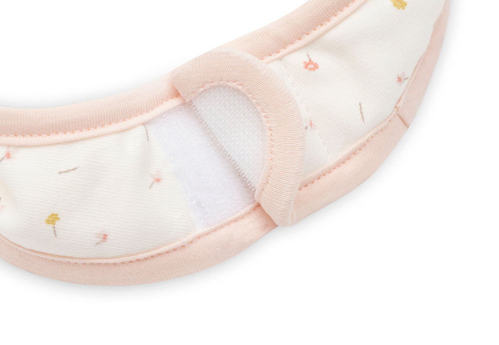 De Gele Flamingo toont de Jollein waterproof slab Pretty Picnic voor kleine eters.