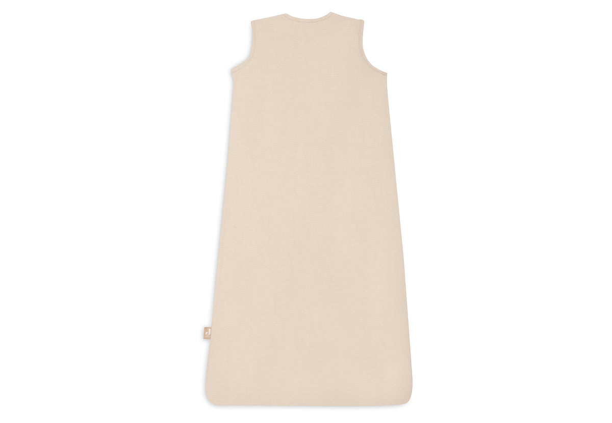 Jollein Slaapzak Jersey 90cm Little Waffle Sand in zachte jersey, maat 90 cm bij De Gele Flamingo