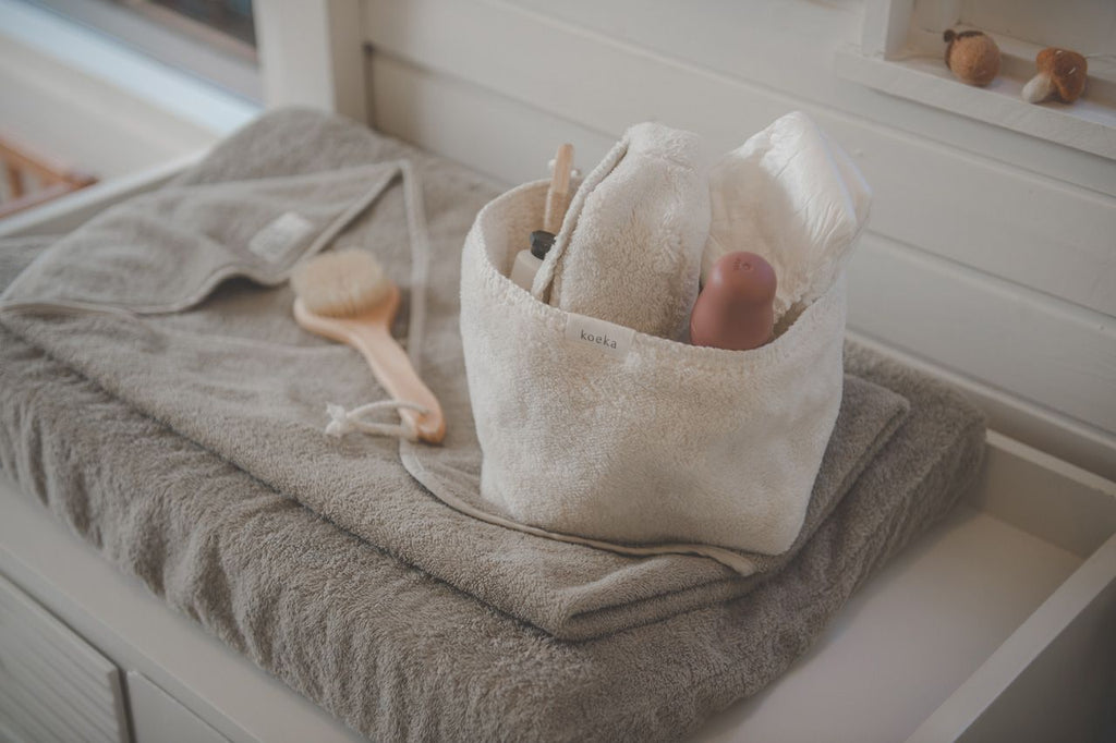 Koeka Commodemandje Malmo Pebble bij De Gele Flamingo, met warme kleur die doet denken aan gladde riviersteentjes