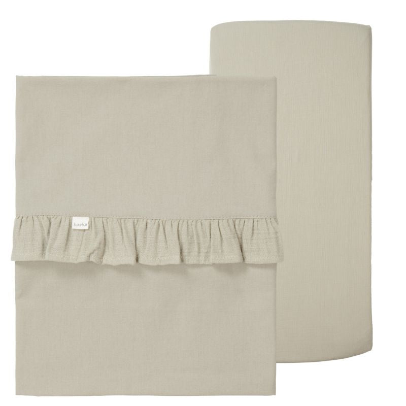 Koeka Ledikantlaken en Hoeslaken Set Ruffle Faro in Sage, 110x140 en 60x120 cm, bij De Gele Flamingo