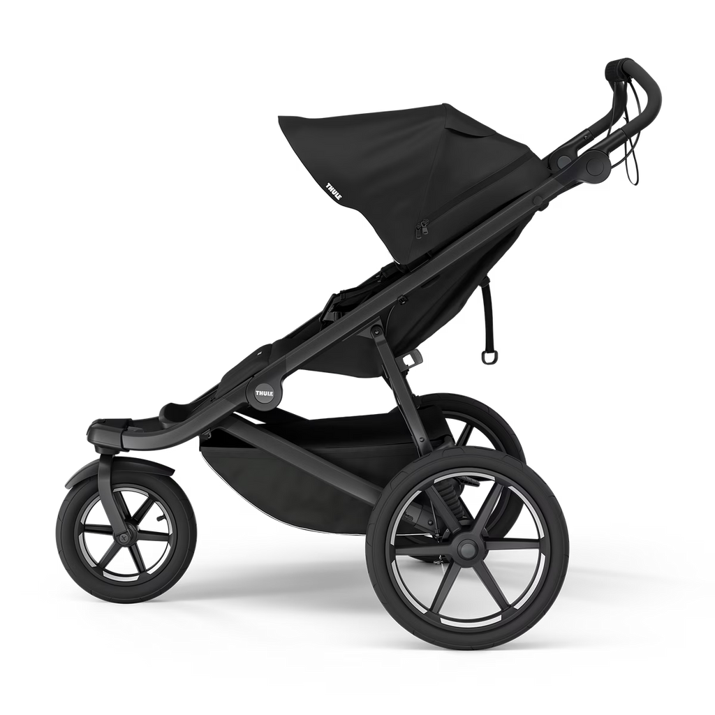Thule Urban Glide 3 in zwart, all terrain buggy die met een hand opvouwbaar is, bij De Gele Flamingo.