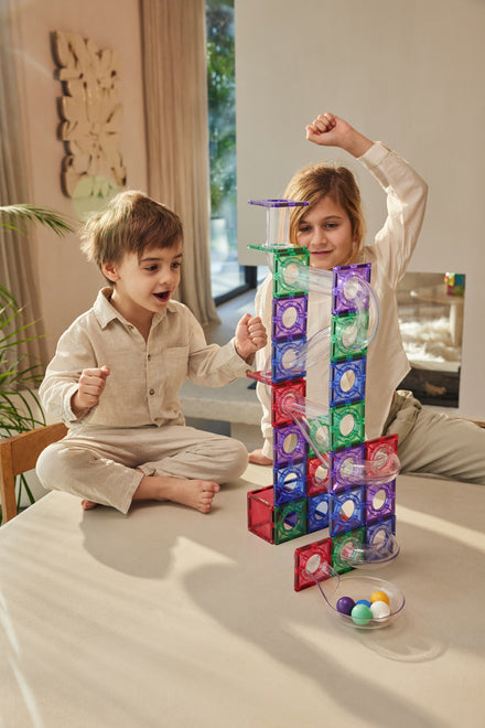 Cleverclixx Ball Run Creative Pack Pastel - kind speelt met de knikkerbaan