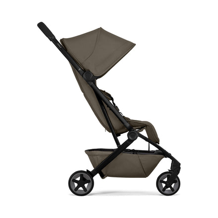 Joolz Buggy Aer2 Hazel Brown, schuin vooraanzicht