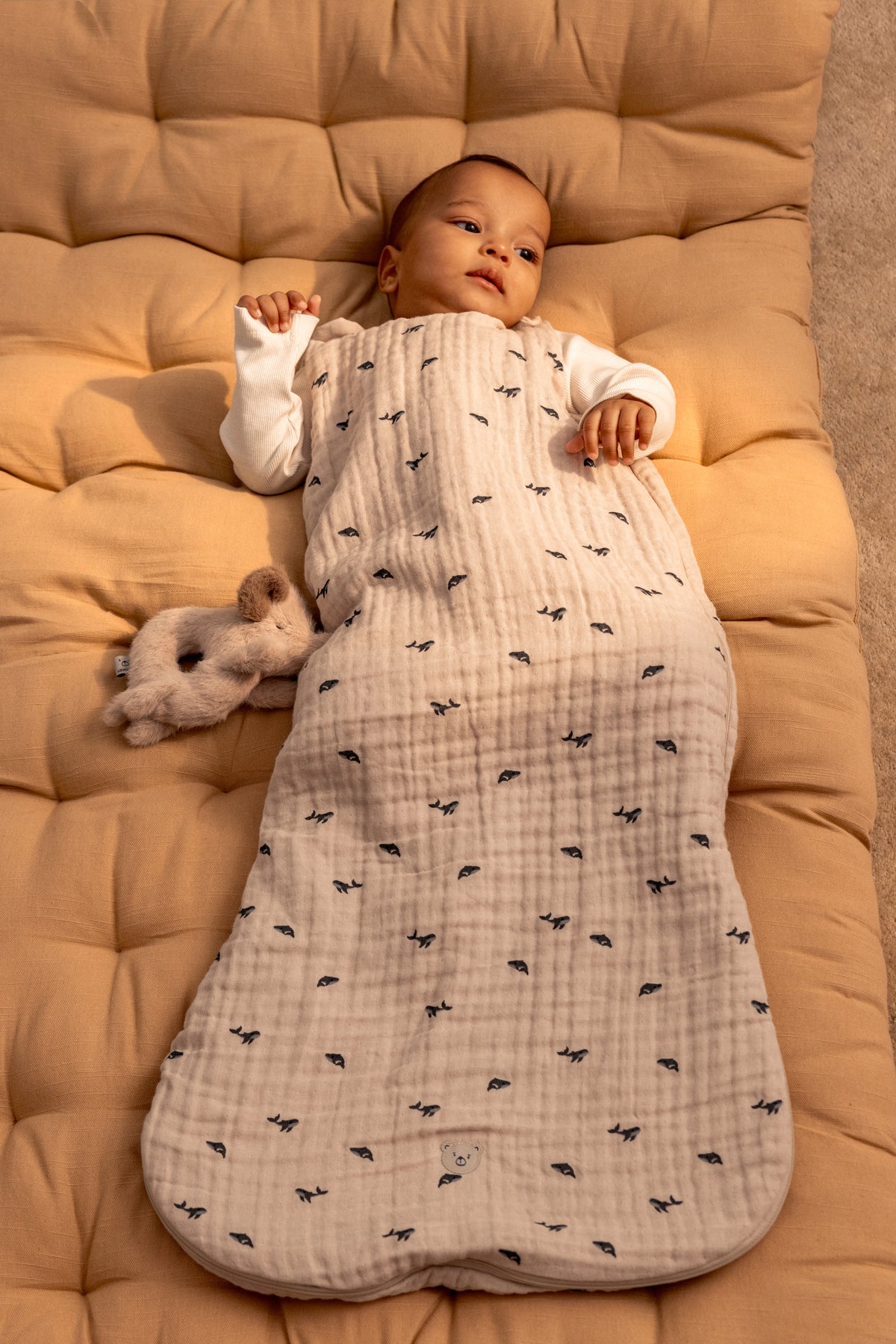 * Liewood Flora Printed Slaapzak 0M+ | Mini Whale / Sandy