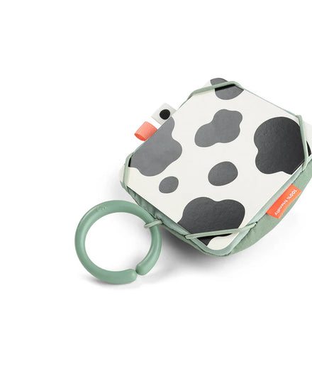 Done By Deer contrast speeltje Tiny Farm Green van 11,5 x 11,5 cm, gevonden bij De Gele Flamingo