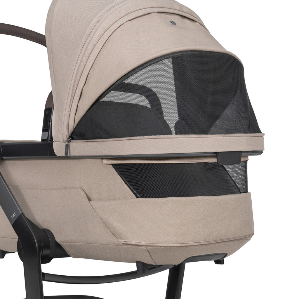 Joolz Kinderwagen Day5 Complete Set Sandy Taupe, aanzicht van achteren