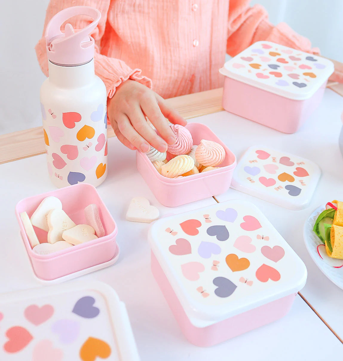 A Little Lovely Company Lunch & Snack Box Set met Hartjes-print