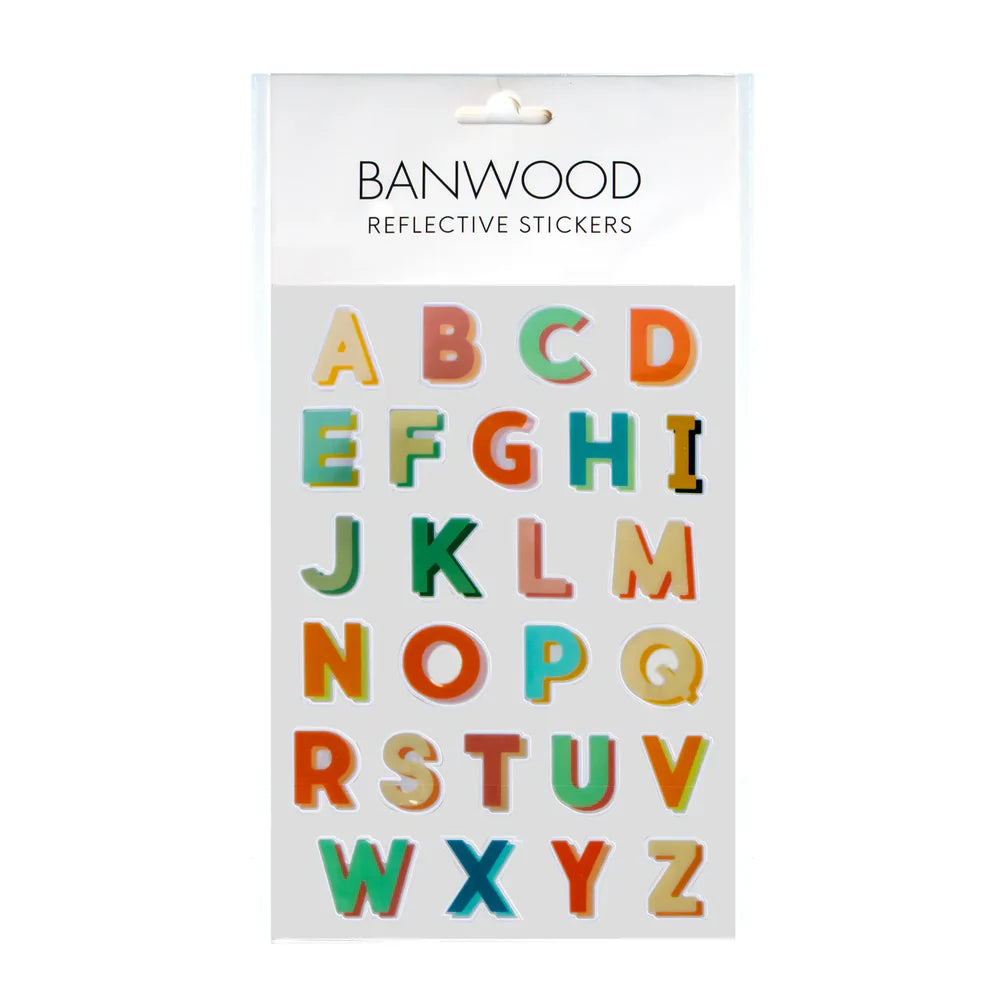 Banwood Reflecterende Stickers Alphabet van De Gele Flamingo, speelse letters met een veilige functie.