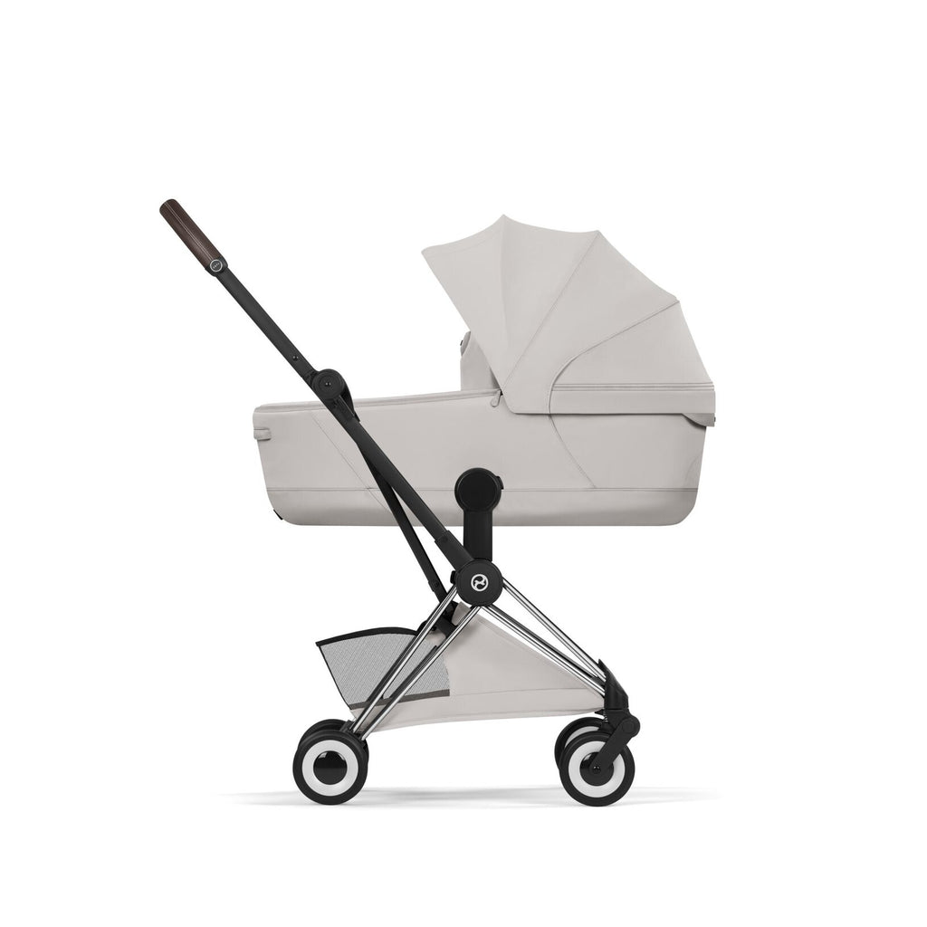 CYBEX Coya plooibuggy City Grey chroom, ultracompact opgevouwen met draagriem, De Gele Flamingo