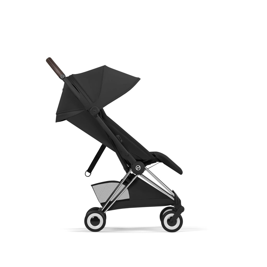 CYBEX Coya plooibuggy Sepia Black chroom met ademende mesh-rugleuning, bij De Gele Flamingo