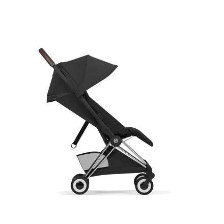 CYBEX Coya plooibuggy Sepia Black chroom met ademende mesh-rugleuning, bij De Gele Flamingo