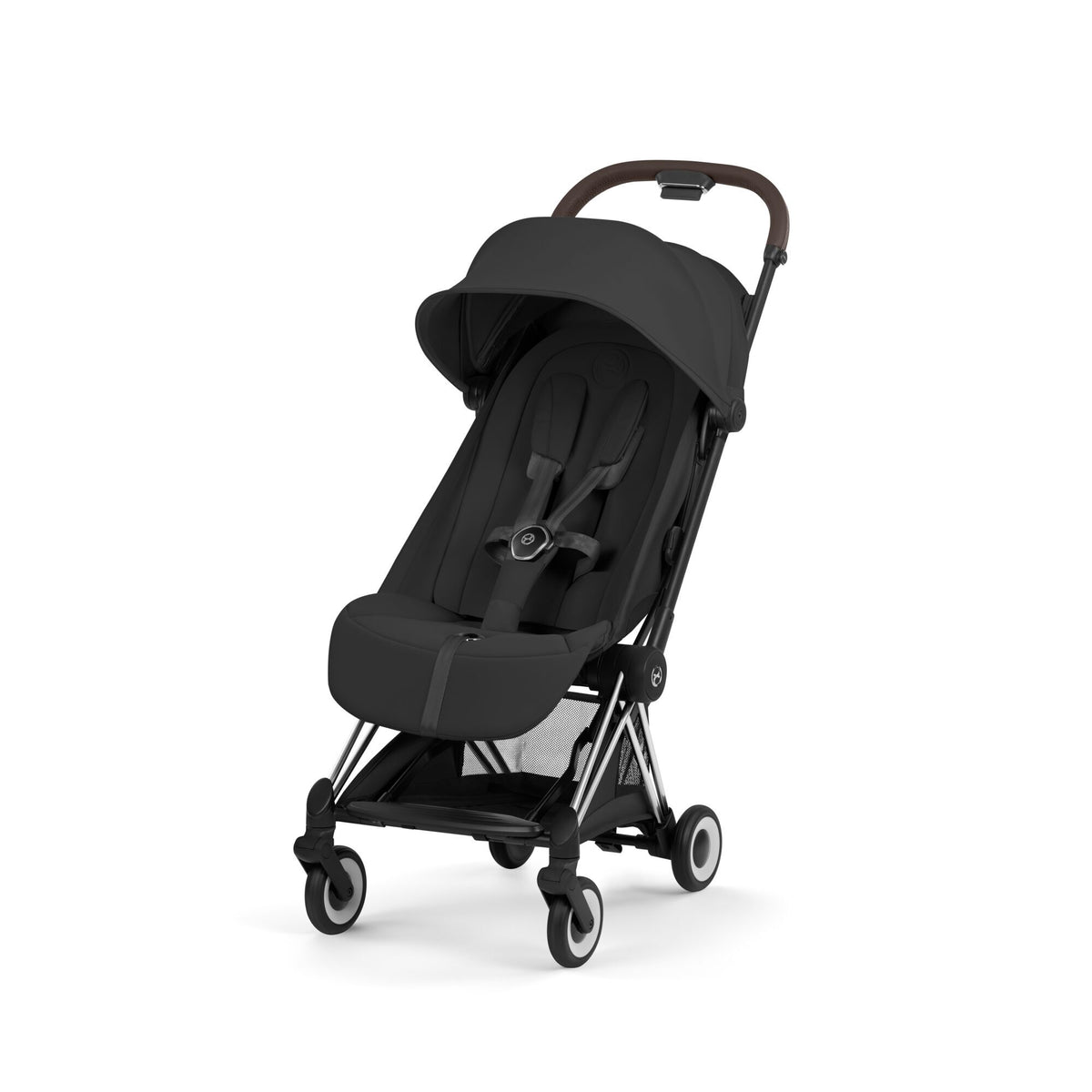 CYBEX Coya plooibuggy Sepia Black met chromen frame, compacte reisbuggy bij De Gele Flamingo