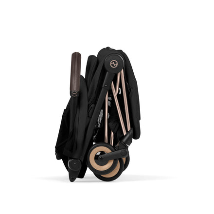 CYBEX Coya plooibuggy Sepia Black rosegold met verlengbare zonnekap en mesh-venster, De Gele Flamingo