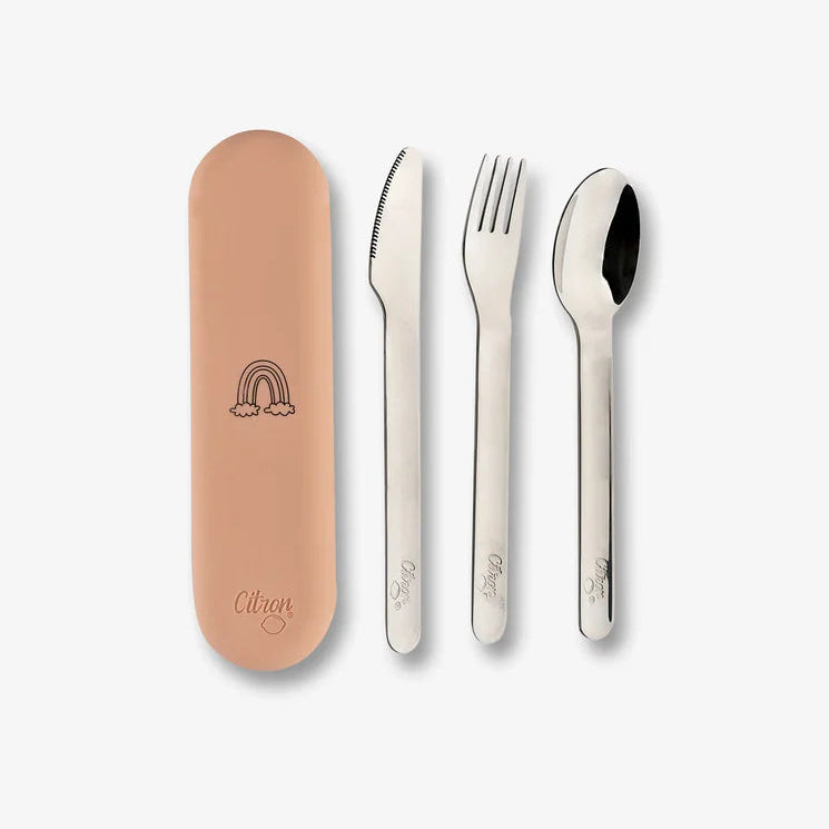 Citron bestekset Blush Pink met lepel, vork en mes in silicone hoes