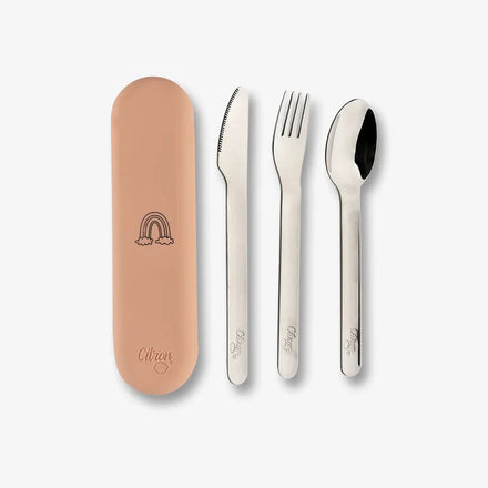 Citron bestekset Blush Pink met lepel, vork en mes in silicone hoes