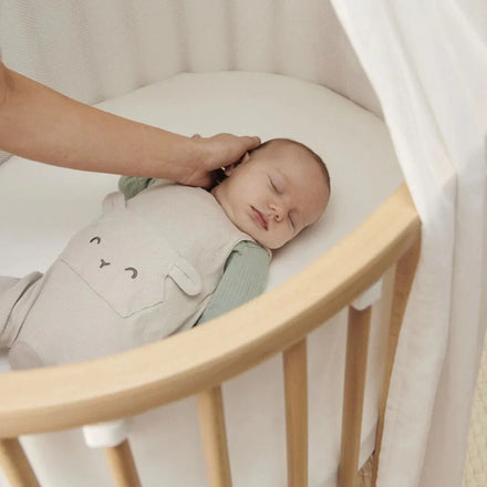 Stokke Sleepi Canopy Klamboe White van lichte transparante stof, bij De Gele Flamingo