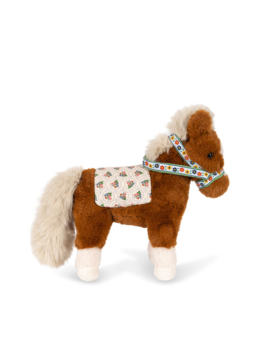 Konges Sløjd Knuffel Paard Fiona Horse Multi, knuffelpaard met zadel en teugel op witte achtergrond