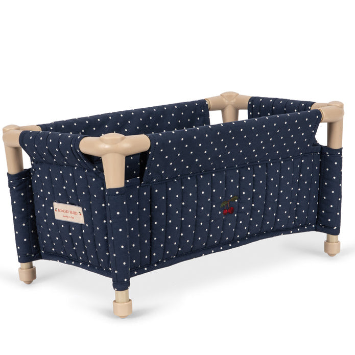 Konges Sløjd Poppenbedje Doll Travel Bed Ditzy Dot, poppenreisbedje op witte achtergrond