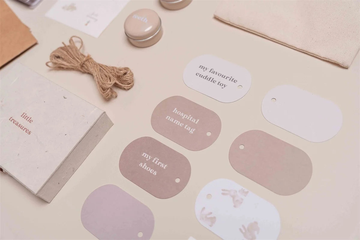 Little Dutch baby memory box cadeauset Baby Bunny, open doos met herinneringskaartjes