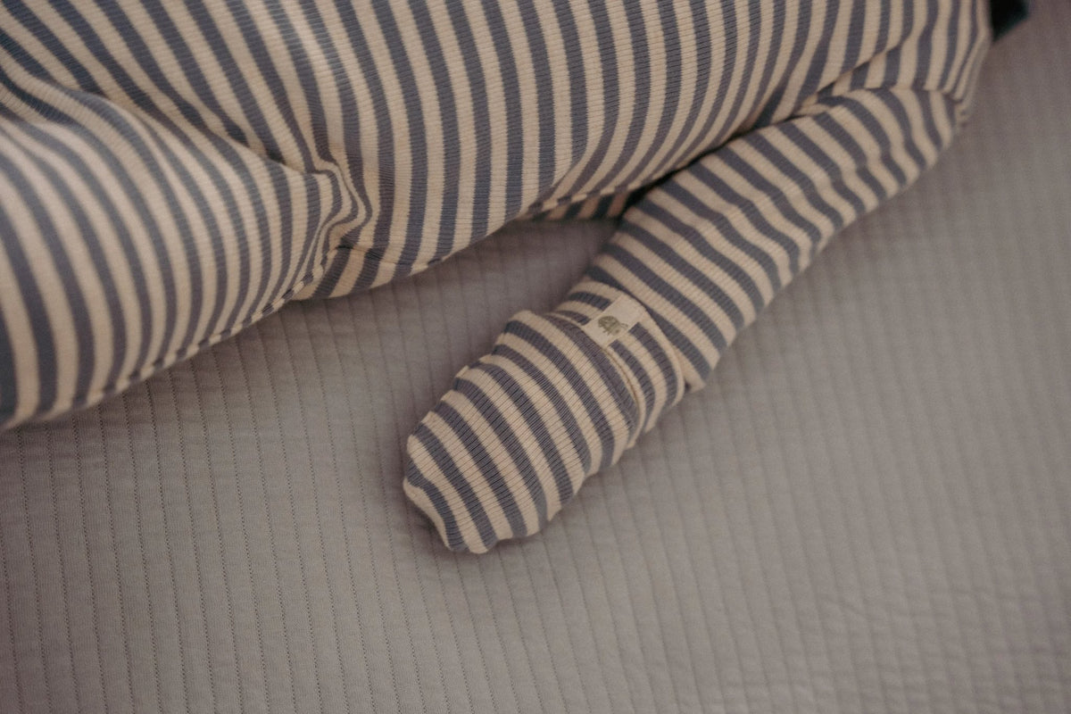 Little Dutch Krabwantjes Stone Blue Stripe, blauw-wit gestreepte krabwantjes