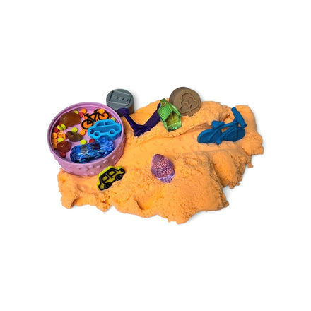 SensoryFun Speelzandset Play & Create StreetFun uitgestald met oranje Magic Sand