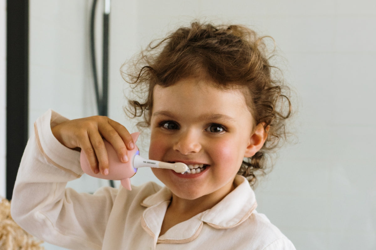 The Zoofamily Zoo Toothbrush Rendier sonische kindertandenborstel