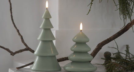 Uyuni LED kaarsen kerstboom Sage Green, twee groene kerstbomen met LED-vlam