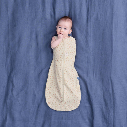 Cocoon inbakerslaapzak Lullaby van Ergopouch met aansluitende pasvorm voor baby, De Gele Flamingo