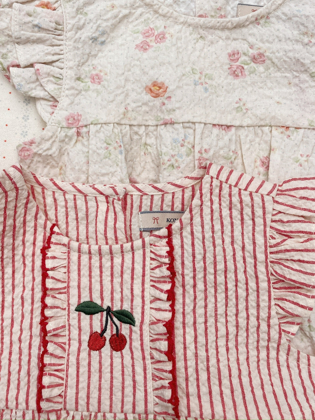 * Konges Sløjd Rompertje Ellie Frill | Amour Stripe
