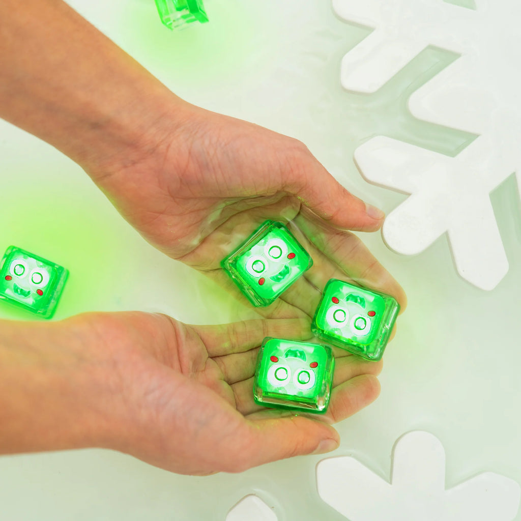 * Glo Pals Light Up Cubes Christmas Limited Edition