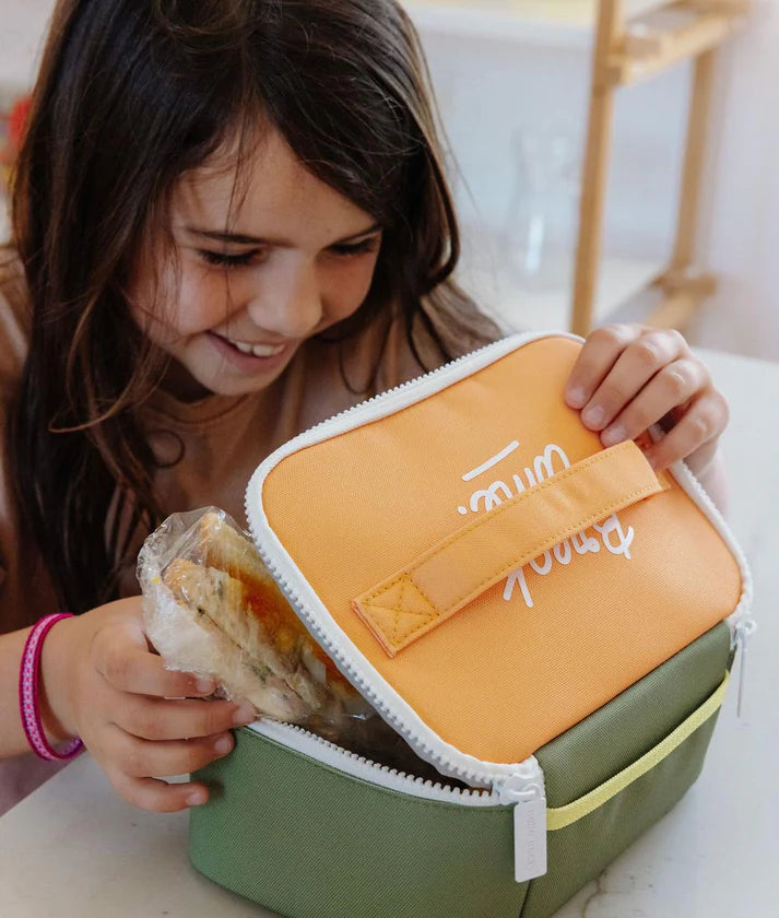 Hello Hossy Thermische Lunchtas Mini Safari met handig buitenvak, te koop bij De Gele Flamingo.