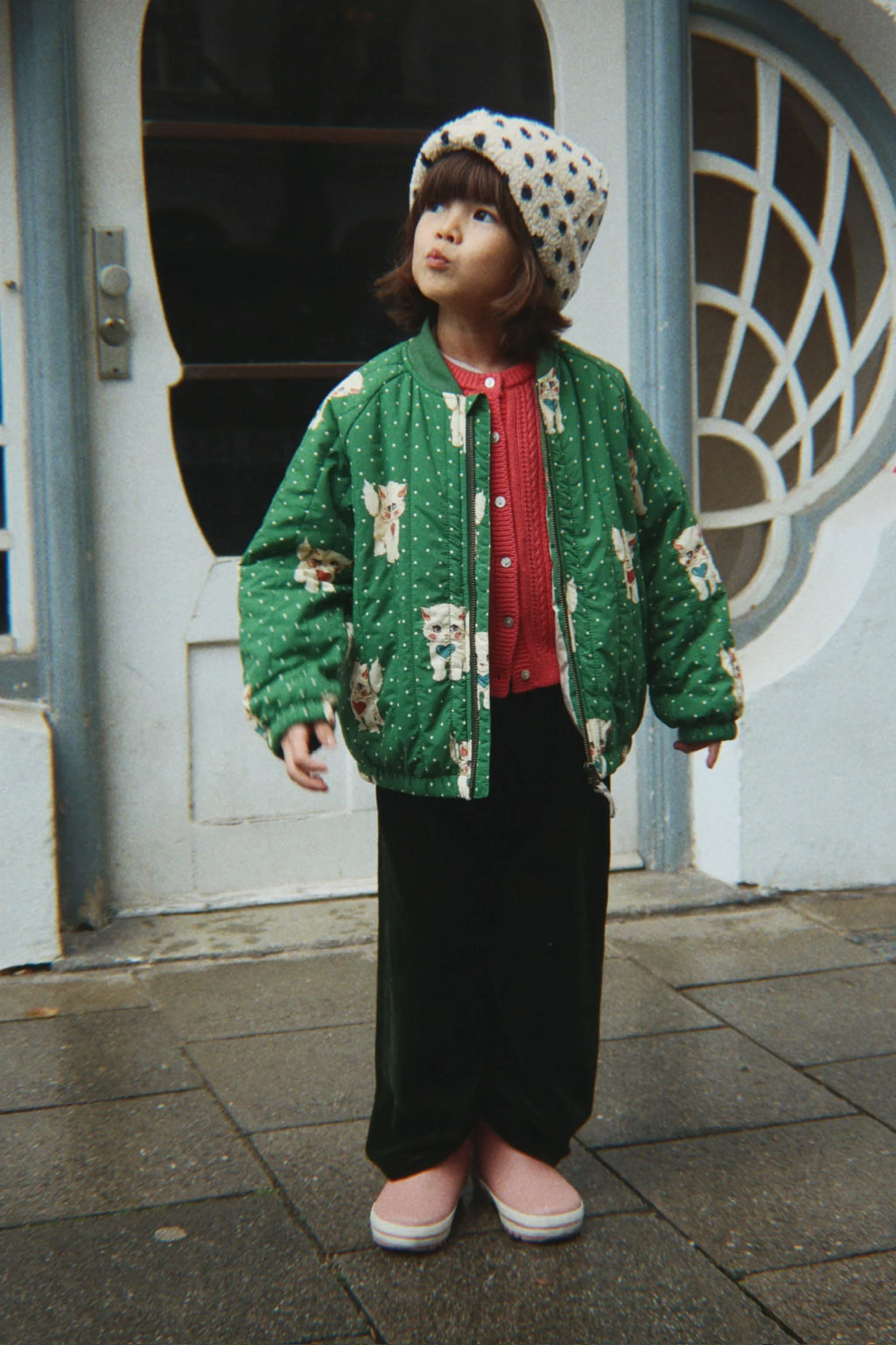 Konges Sløjd Juno Printed Bomber Jas Dot Miao Verde met BIONIC-FINISH ECO coating, bij De Gele Flamingo