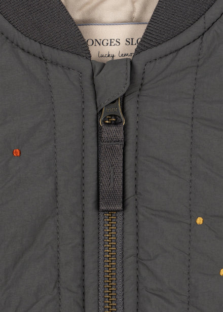Konges Sløjd Juno Sequin Bomber Jas Magnet in grijs met groen, voor het tussenseizoen, bij De Gele Flamingo