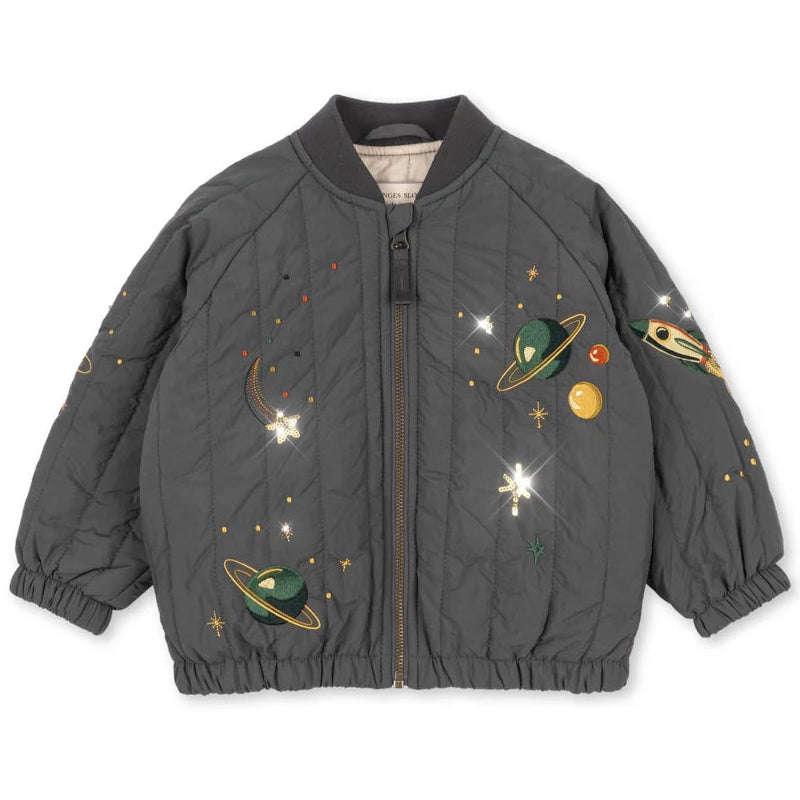 Konges Sløjd Juno Sequin Bomber Jas in Magnet met planetenprint, lichte thermojas, bij De Gele Flamingo