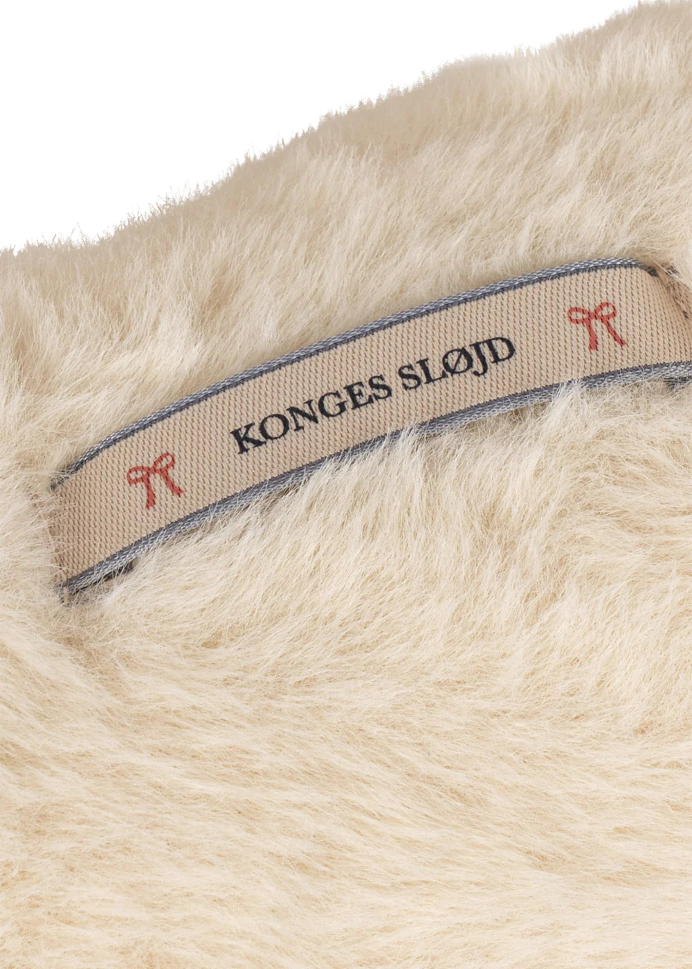 Konges Sløjd Kids Reiskussen Teddy Bunny in de vorm van een konijntje, reisgenoot bij De Gele Flamingo