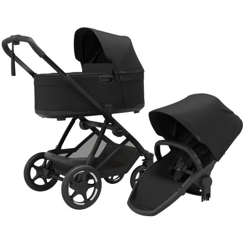 Thule Charm 2-in-1 kinderwagen in zwart met reiswieg en zitje, bij De Gele Flamingo