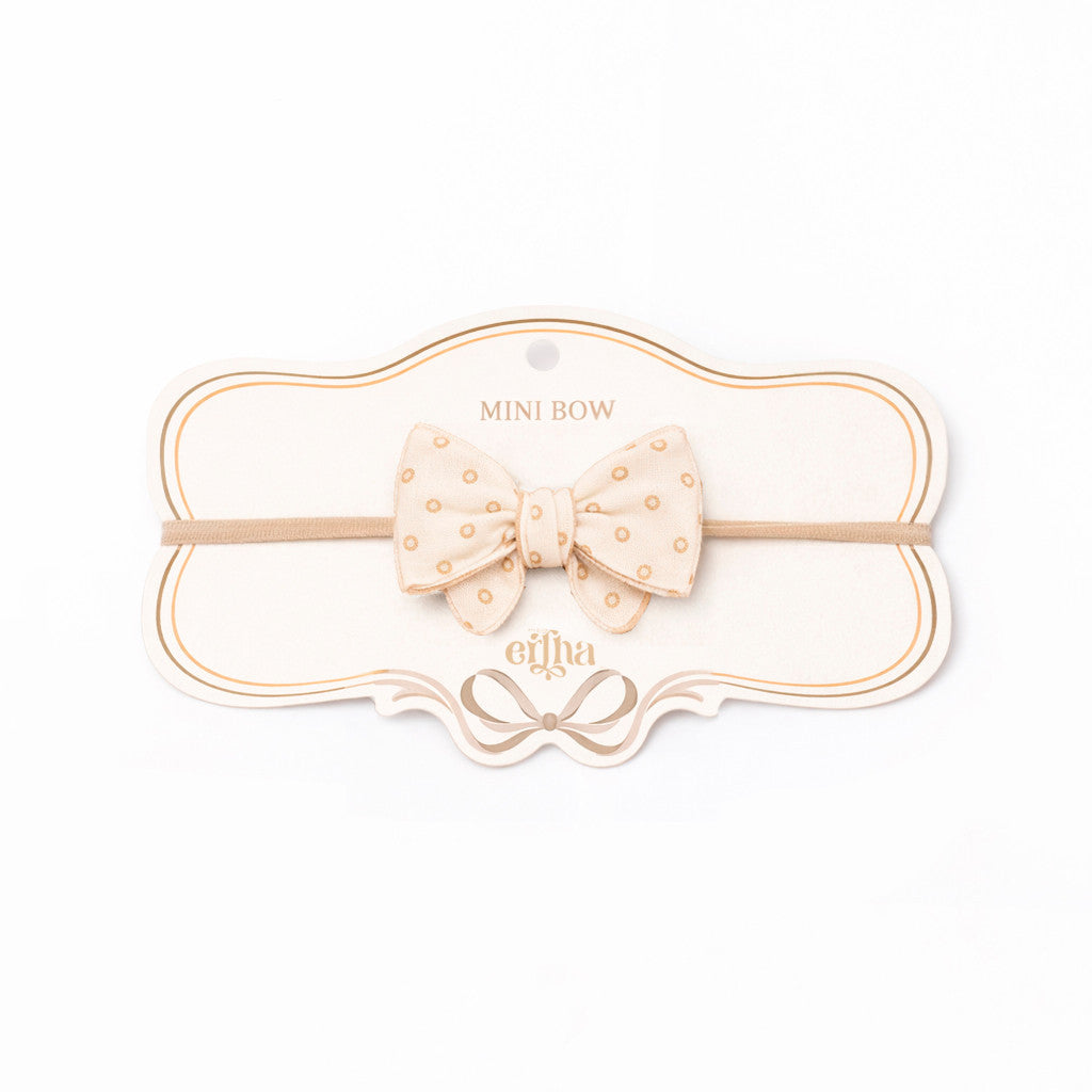 Mrs. Ertha Little Bow Haarband Neutral Dots van biologisch katoen, lichtgewicht en ademend bij De Gele Flamingo