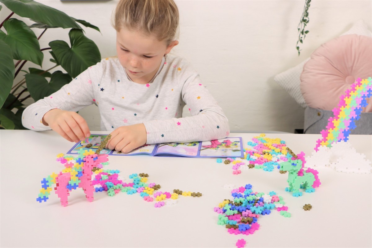 Plus Plus Learn To Build Eenhoorn - gebouwde eenhoorn in 3D