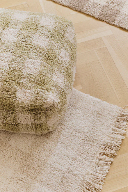 Lorena Canals Vichy Matcha poef van 40x40x20 cm, verkrijgbaar bij De Gele Flamingo