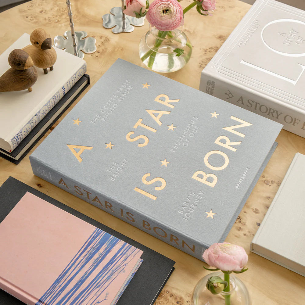 Printworks Fotoalbum A Star Is Born met ruimte voor twee foto's van 10x15 cm per pagina, De Gele Flamingo