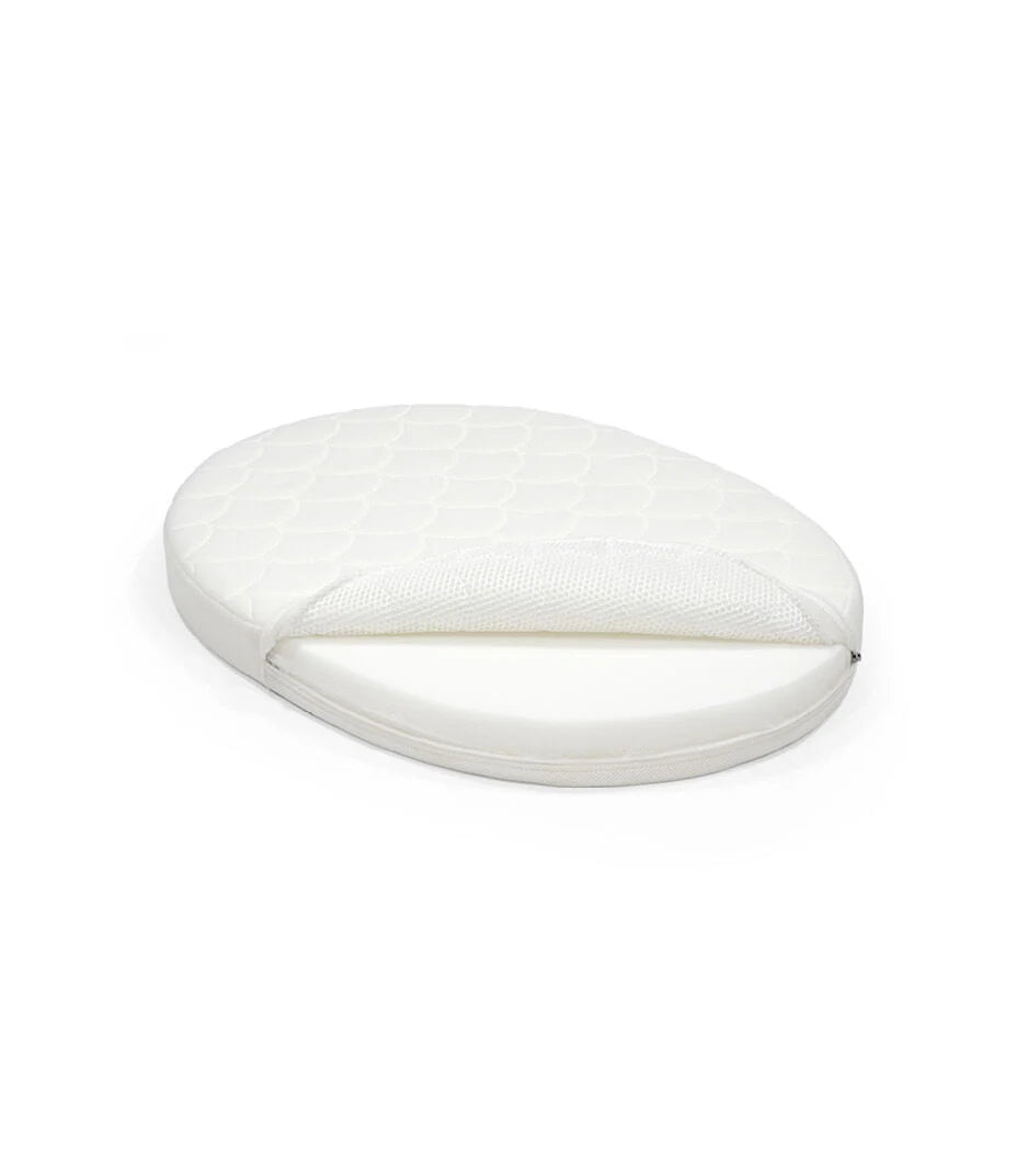 Matras voor de Stokke Sleepi Mini met ademende 3D-mesh lagen, verkrijgbaar bij De Gele Flamingo.