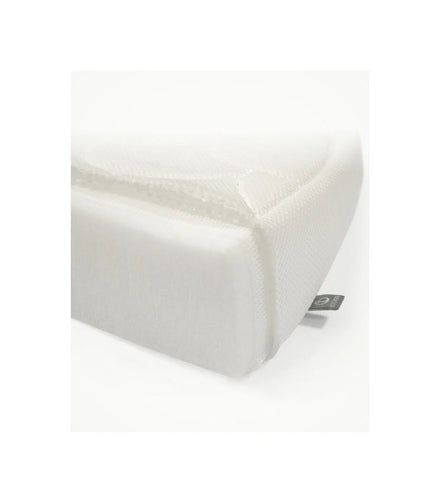 Stokke Sleepi Mini matras van 59 x 8,4 x 76,4 cm met wasbare hoes, bij De Gele Flamingo.