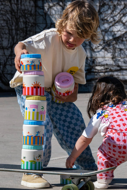 The Cotton Cloud Thermo Food Jar Club Soleil is lekvrij en gaat zorgeloos mee, bij De Gele Flamingo.