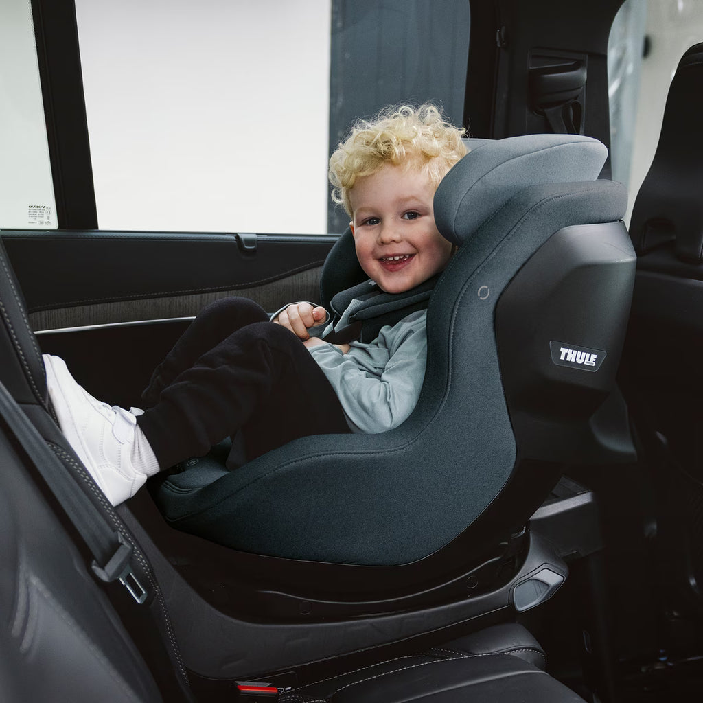 Thule Elm peuter autostoel Faded Khaki voor achterwaarts reizen tot ongeveer 4 jaar, bij De Gele Flamingo