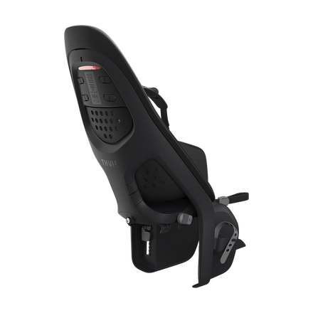 Thule Yepp 2 Maxi fietsstoel Midnight Black met gewatteerde 5-puntsveiligheidsgordel, te koop bij De Gele Flamingo.